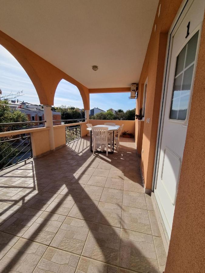 Apartments Vanja Skara Biograd Biograd Na Moru Zewnętrze zdjęcie